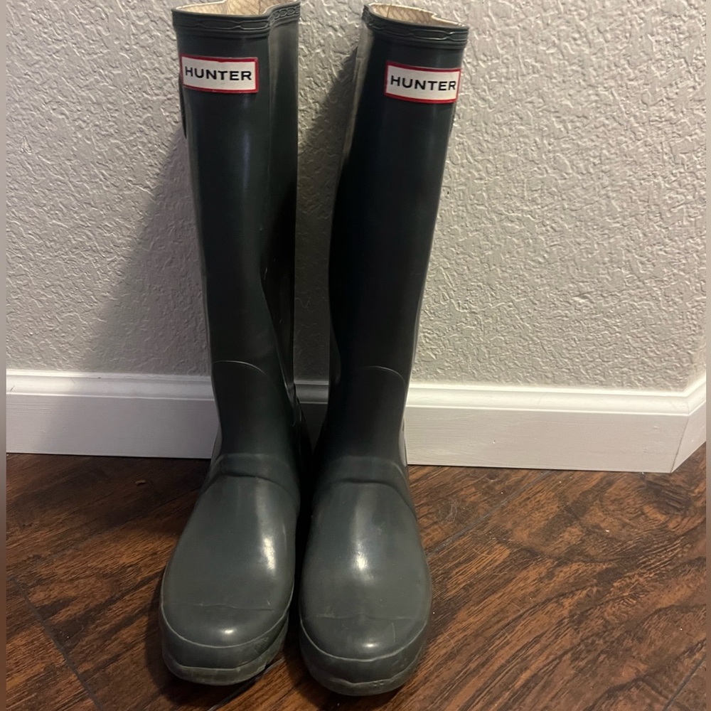 Hunter rain boots women’s 7